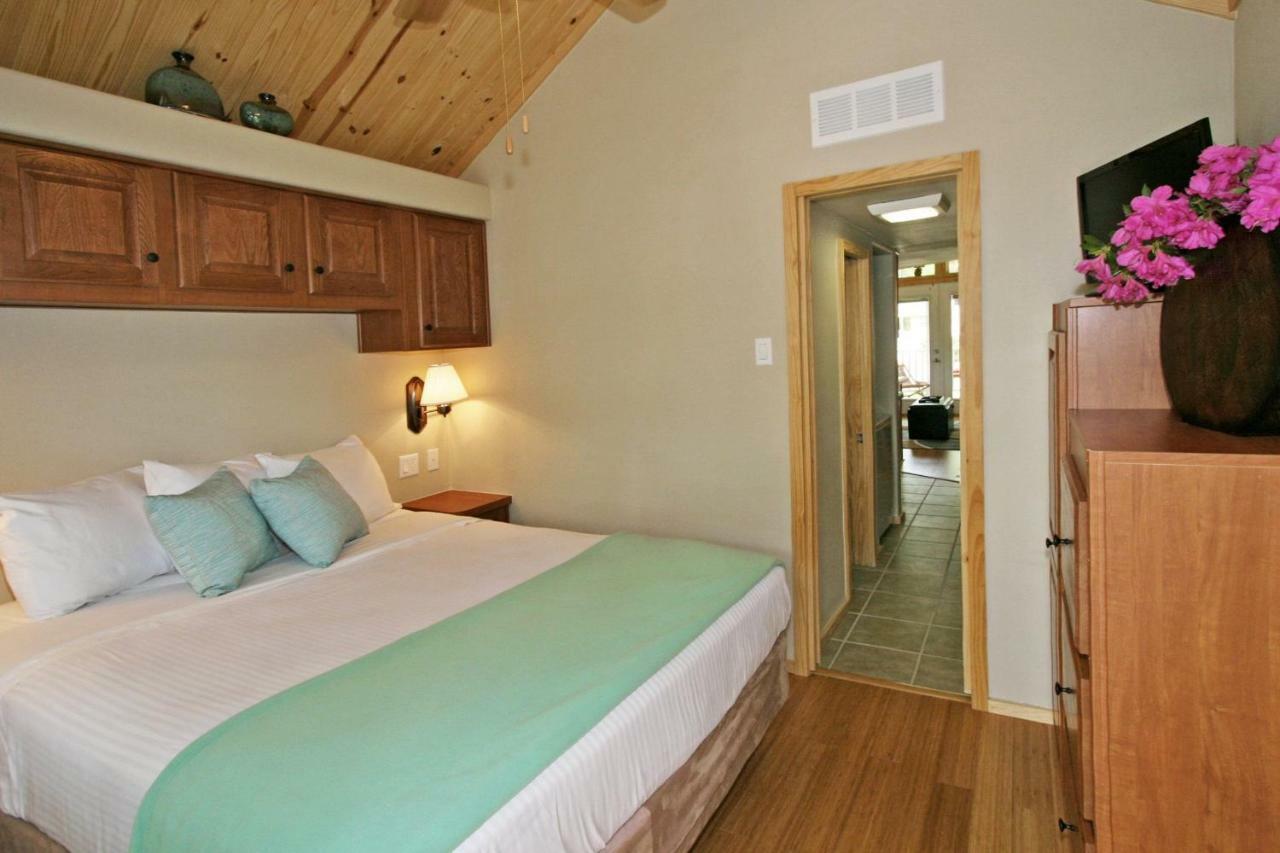 Live Oak Landing Hotell Freeport Exteriör bild